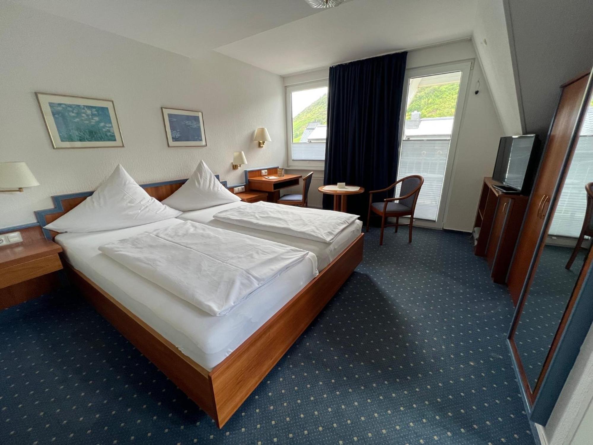 Haus Erholung Hotel Cochem Buitenkant foto